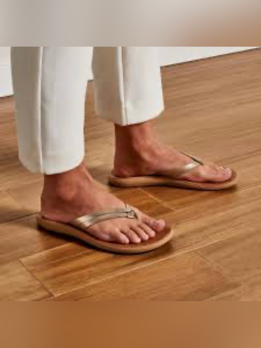 OluKai Kapehe Luana Flip Flops
